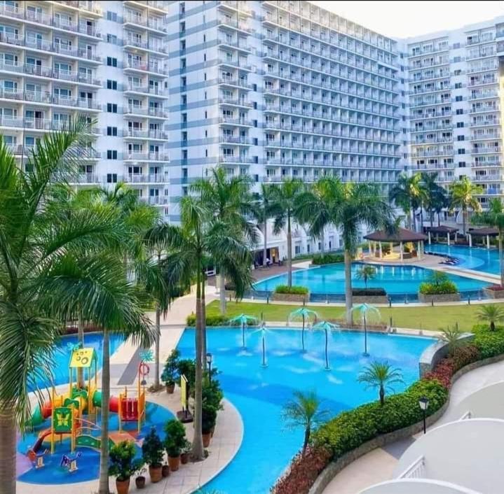 Yhanz Z Sea Residences Pasay Kültér fotó